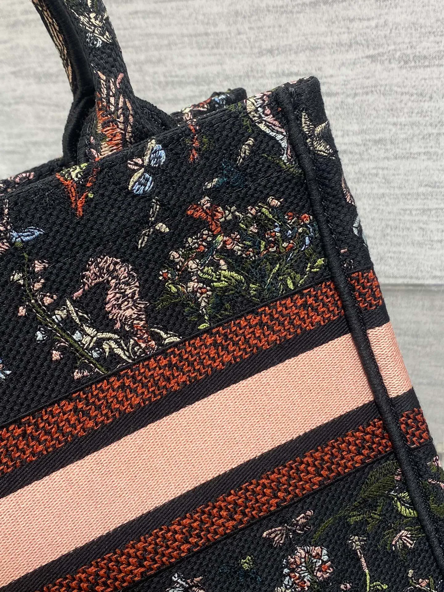 Классические Сумки Женские Christian Dior 13227190