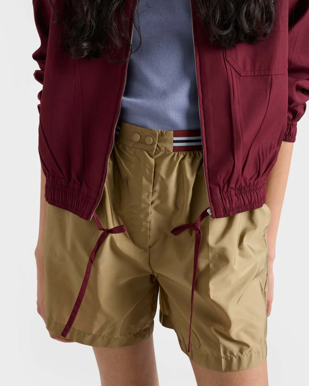 Шорты Женские Prada 11384271