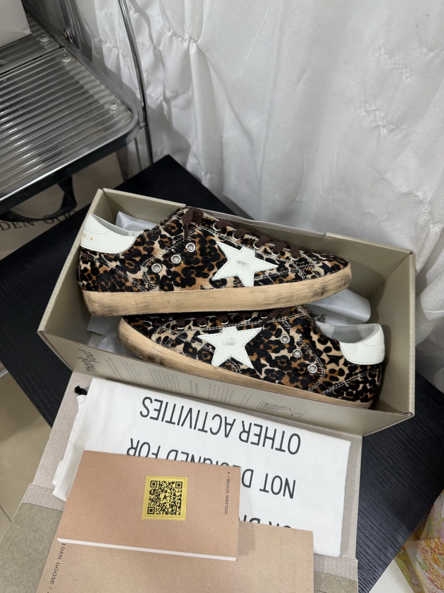 Кроссовки Женские Golden Goose 19534274