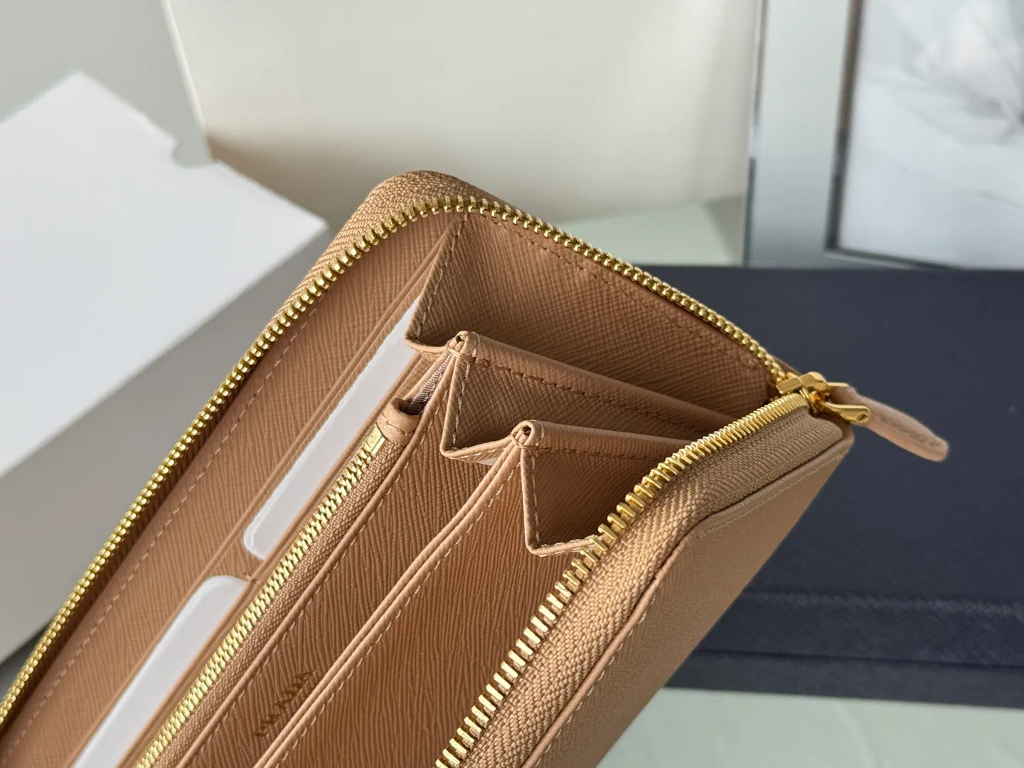 Клатчи Женские Prada 17999866