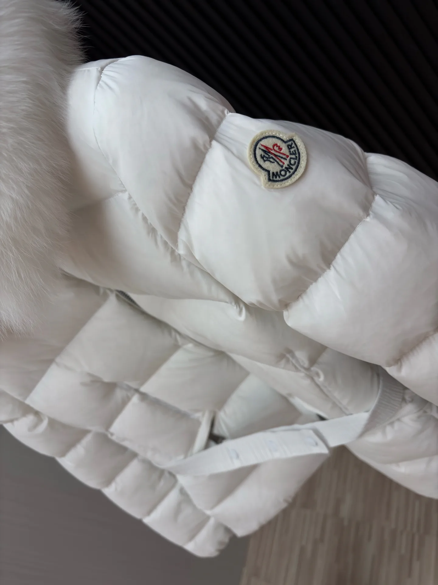 Куртки И Пуховики Женские Moncler 18335640