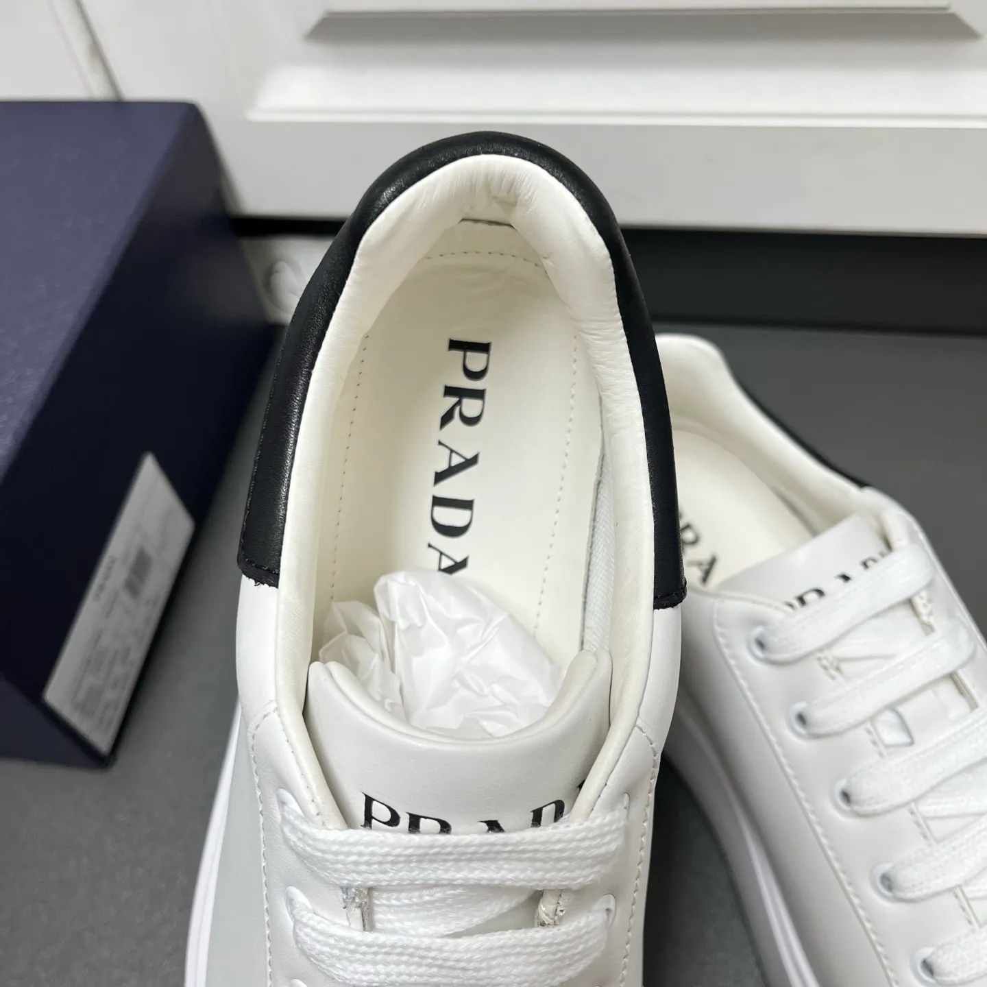 Кроссовки Мужские Prada 17457813