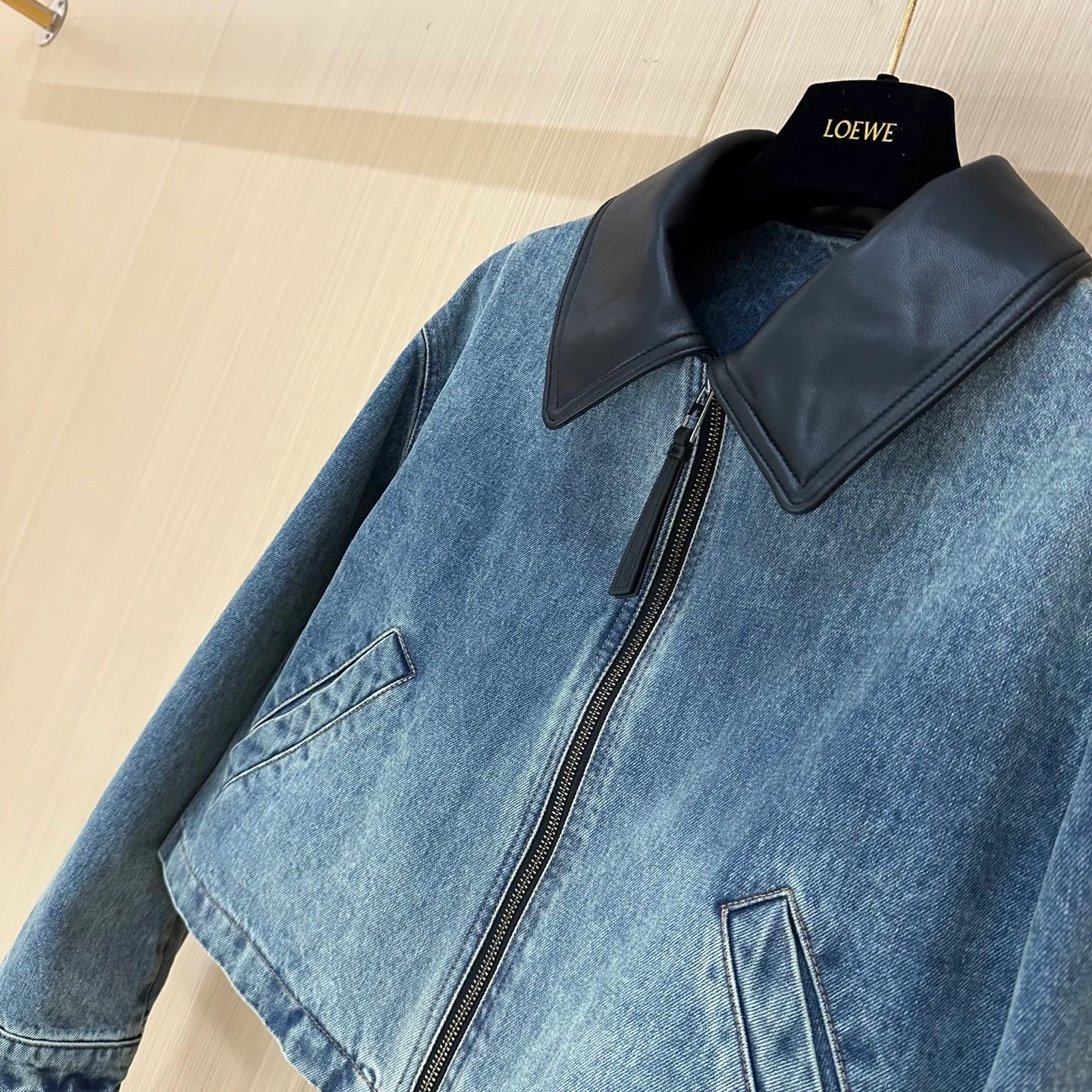 Куртки И Пуховики Женские Loewe 74878