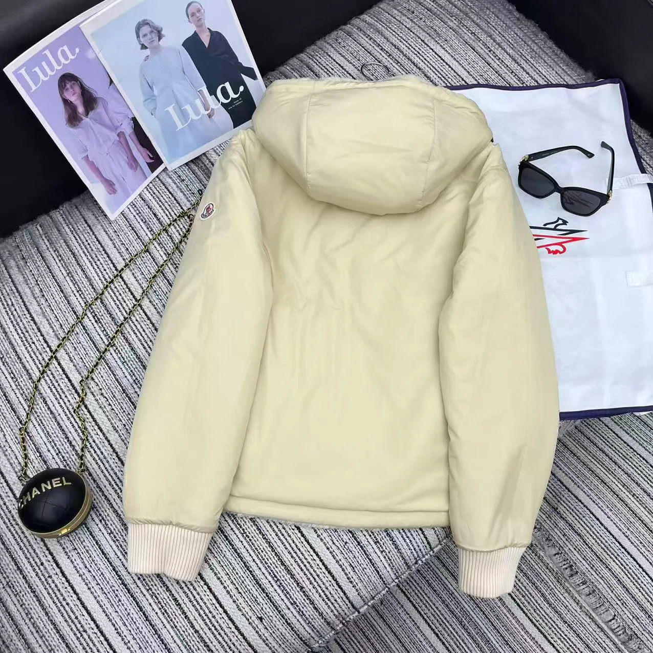 Куртки И Пуховики Женские Moncler 126315