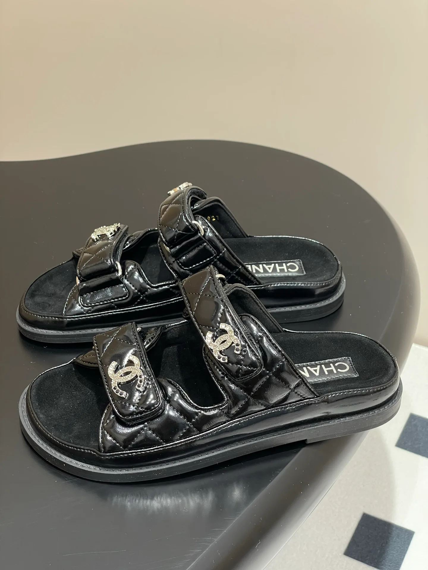 Шлепанцы Женские Chanel 19163