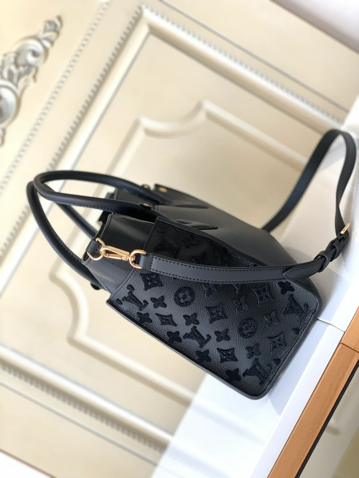 Сумки На Ремне Женские Louis Vuitton 115252