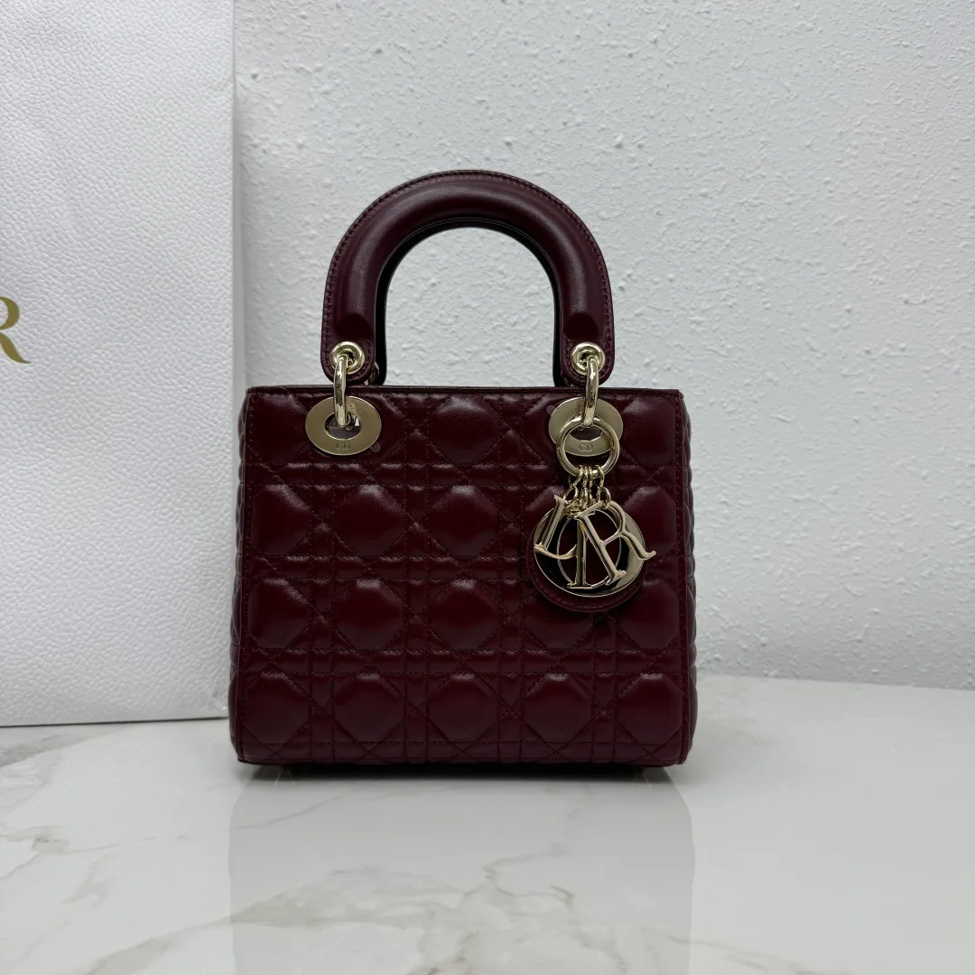Классические Сумки Женские Christian Dior 18116424
