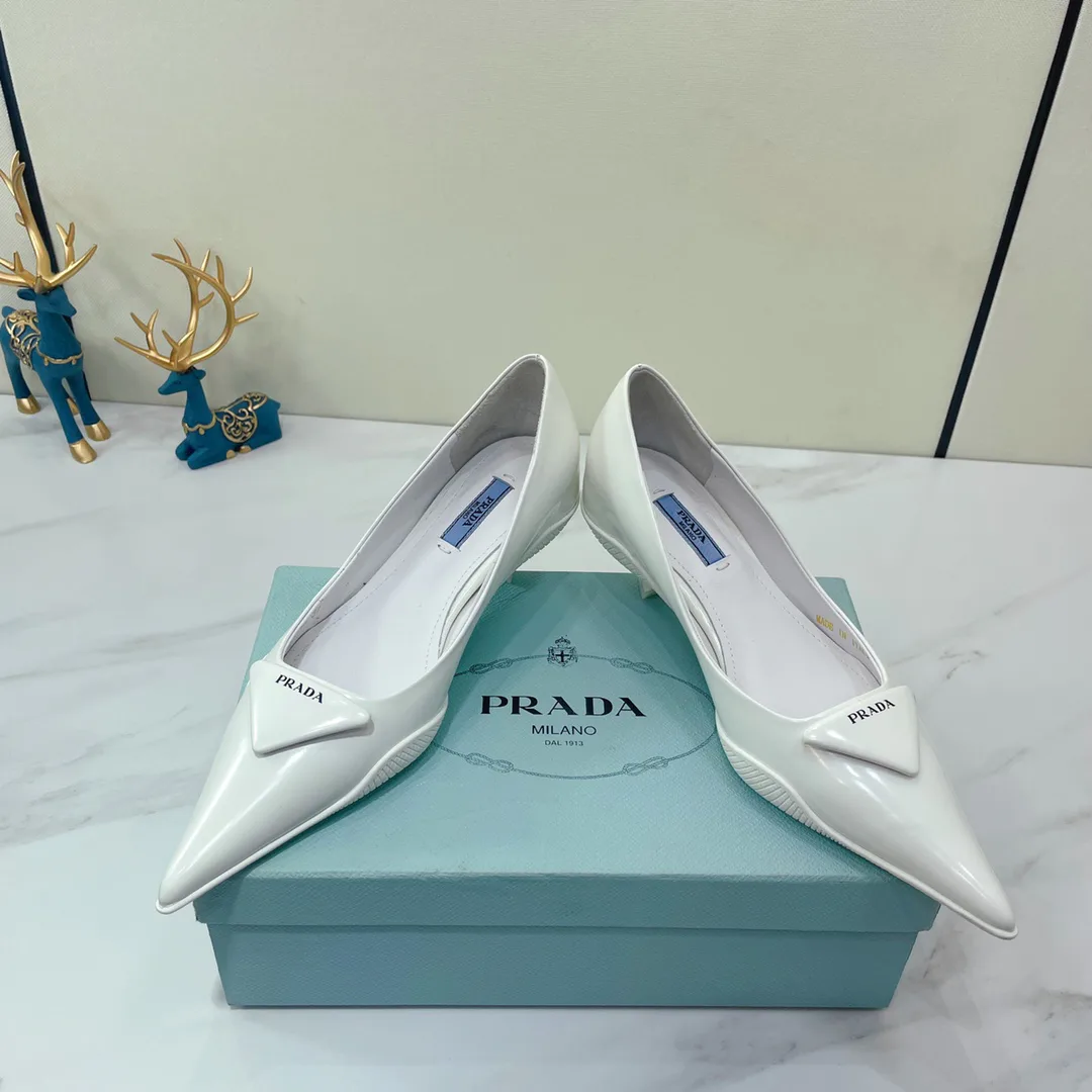 Туфли Женские Prada 10611349