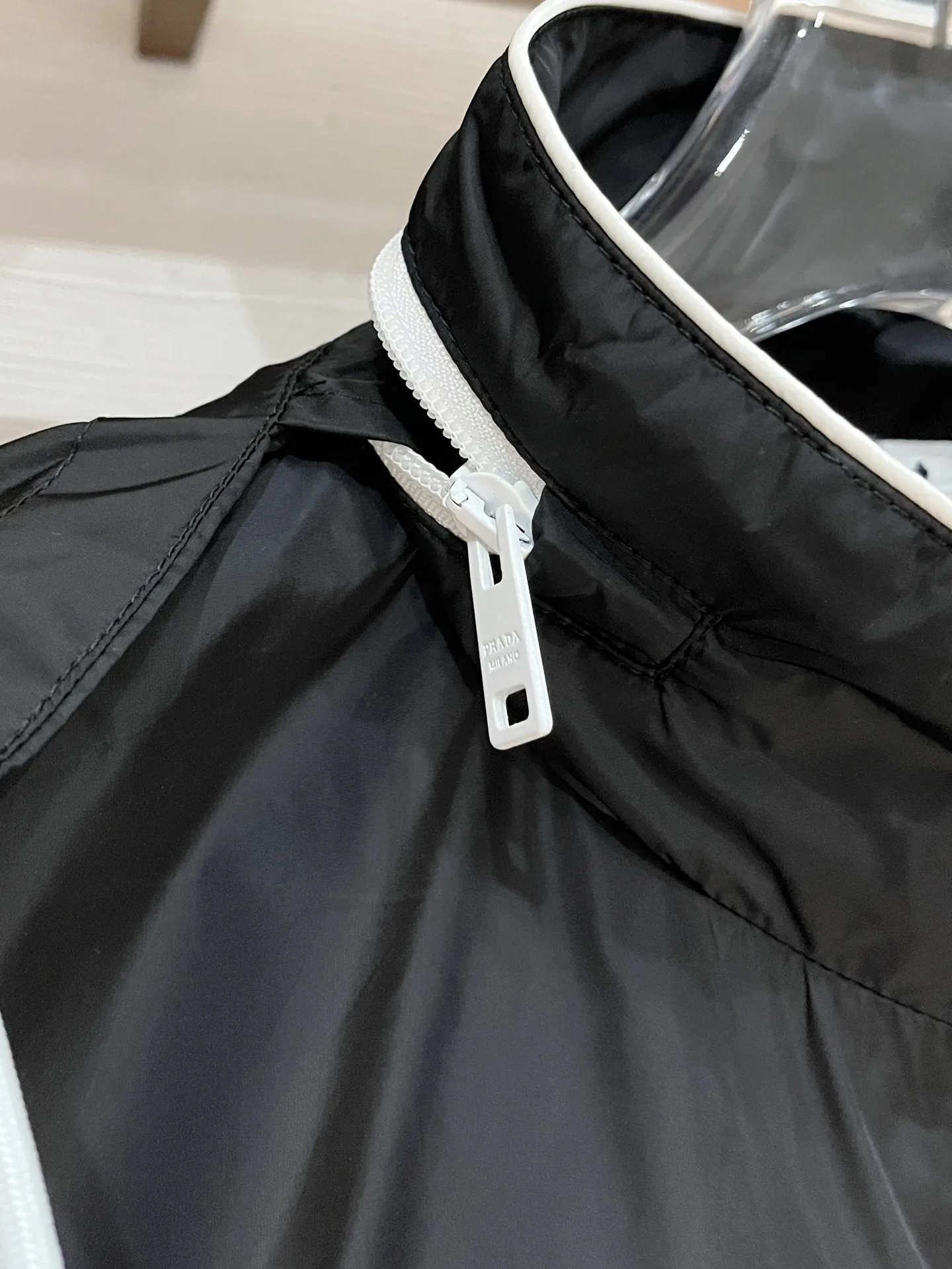 Куртки И Пуховики Мужские Prada 11392203