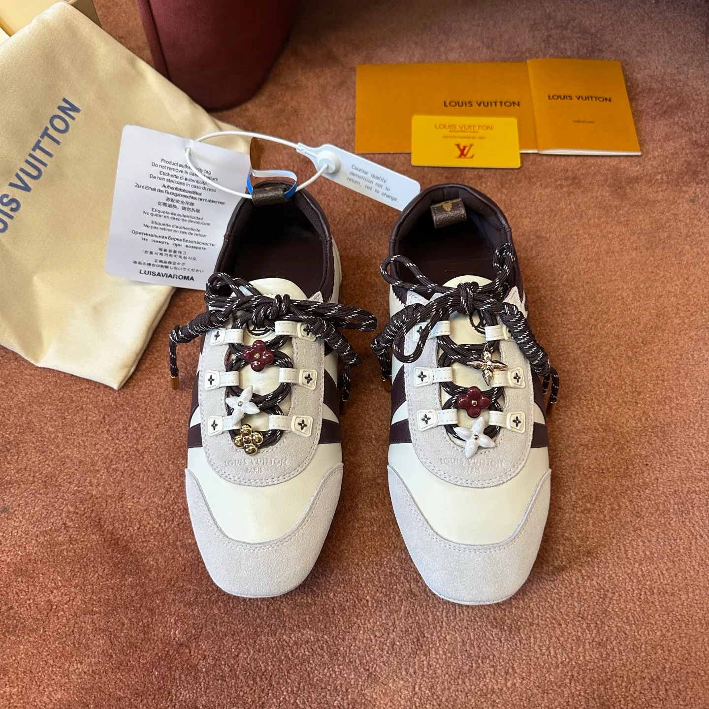 Кроссовки Женские Louis Vuitton 18120682
