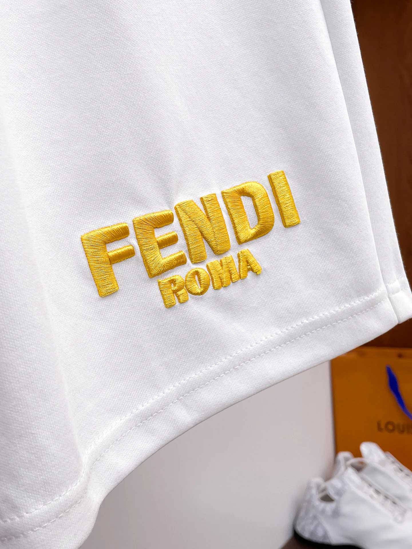 Шорты Мужские Fendi 13417639