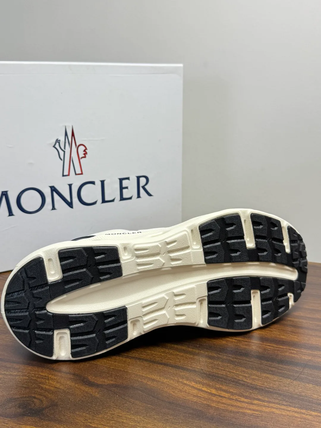 Кроссовки Мужские Moncler 19493228