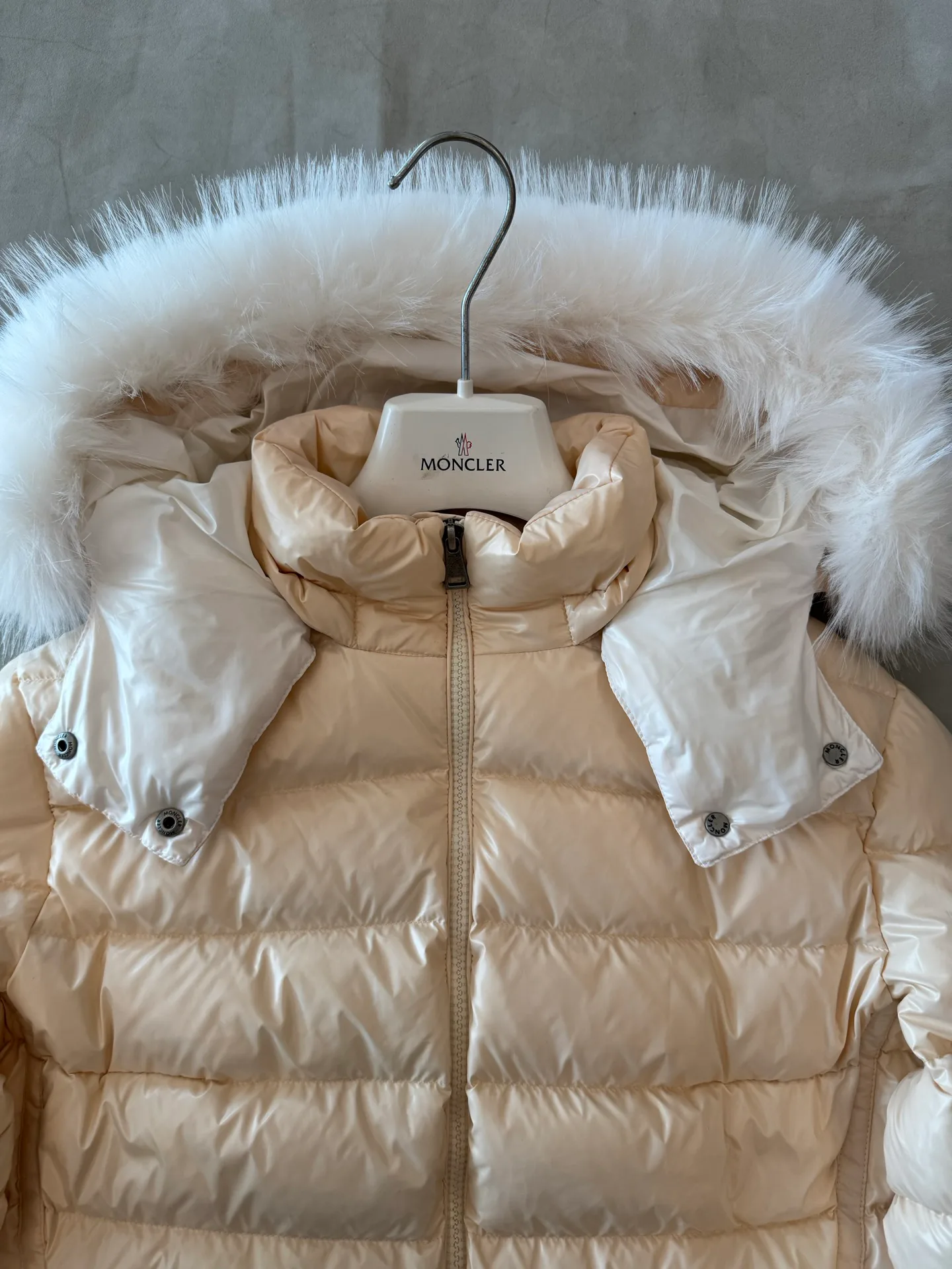 Куртки И Пуховики Женские Moncler 18829691
