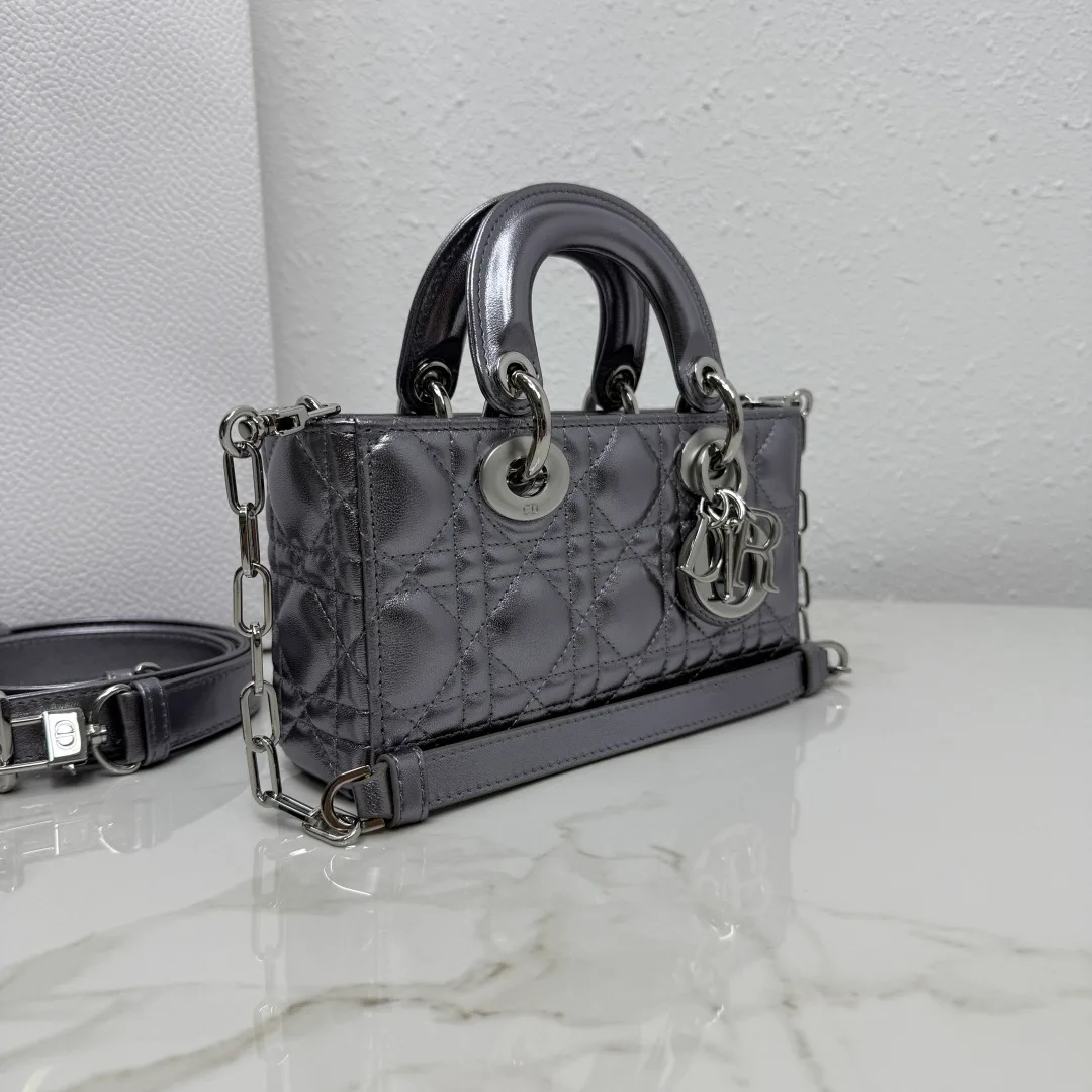 Классические Сумки Женские Christian Dior 18116437