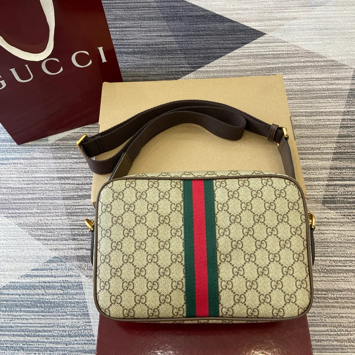 Классические Сумки Женские Gucci 9619396