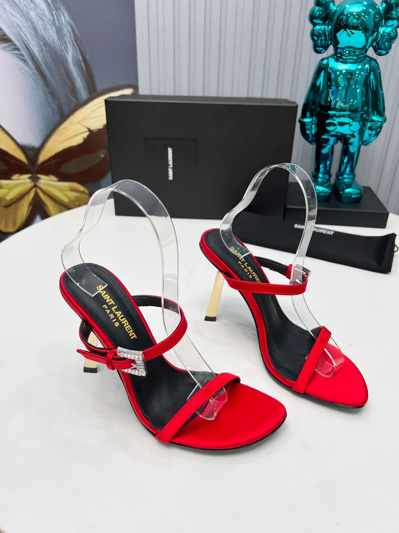 Босоножки Женские Saint Laurent 7184894