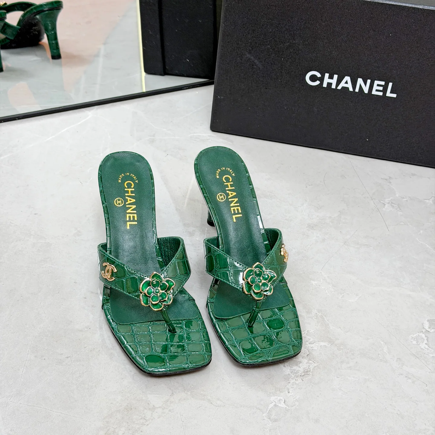 Босоножки Женские Chanel 17335024