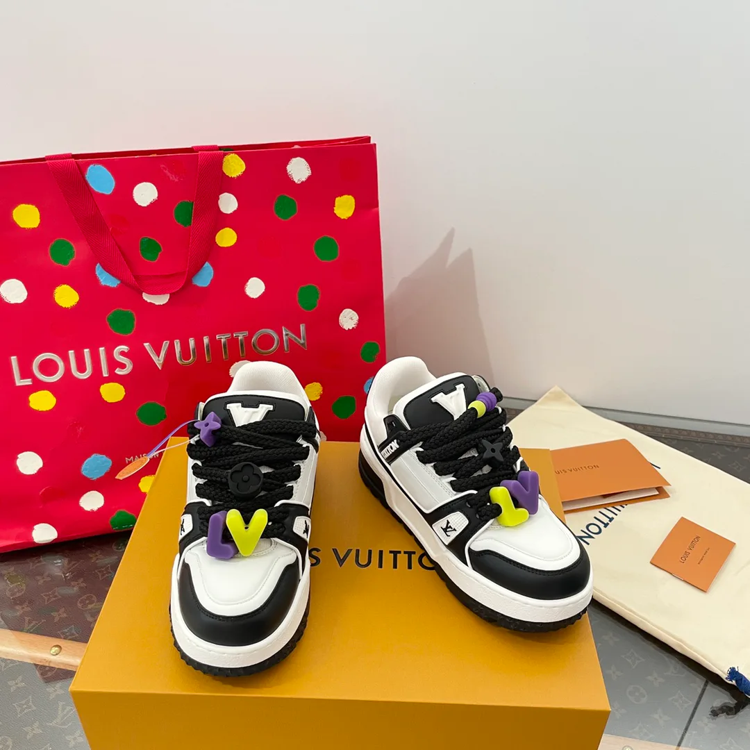 Кроссовки Женские Louis Vuitton 3438783