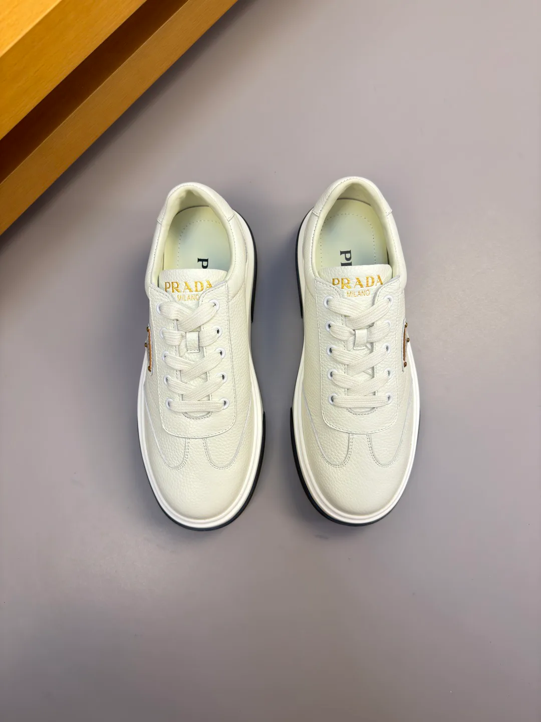Кроссовки Мужские Prada 19811394
