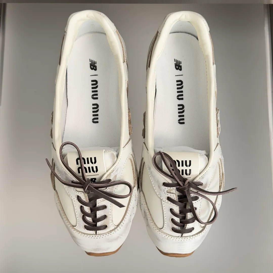 Кроссовки Женские Miu Miu 17950437