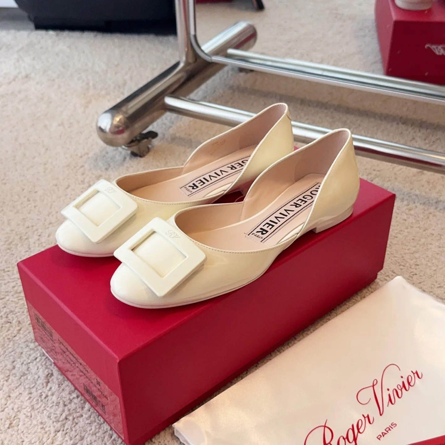 Балетки Женские Roger Vivier 17550586