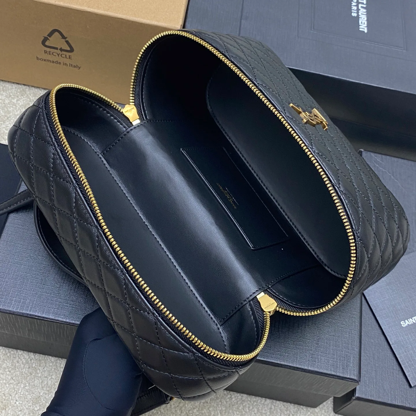 Классические Сумки Женские Saint Laurent 10000424