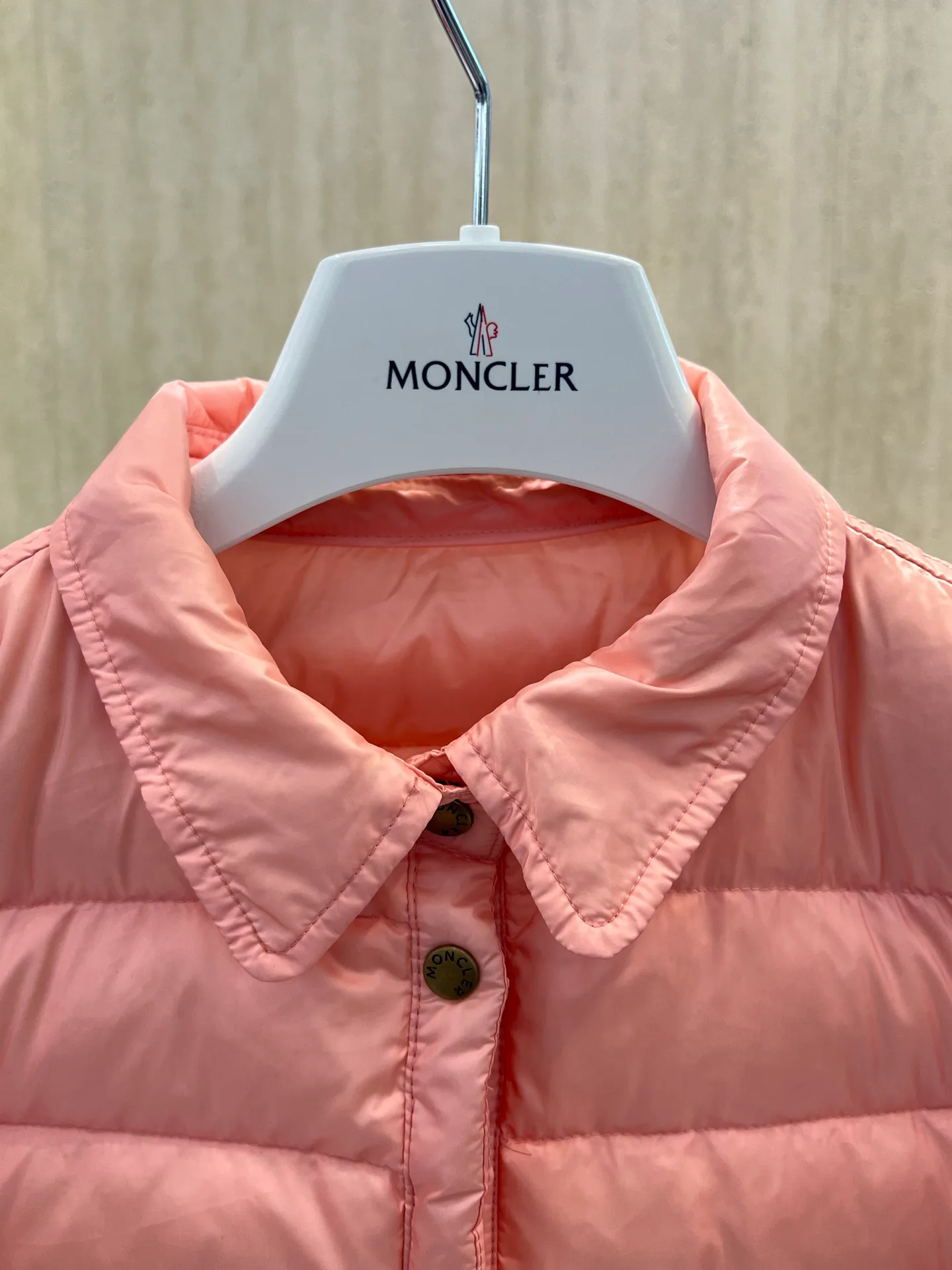 Куртки И Пуховики Мужские Moncler 18231328
