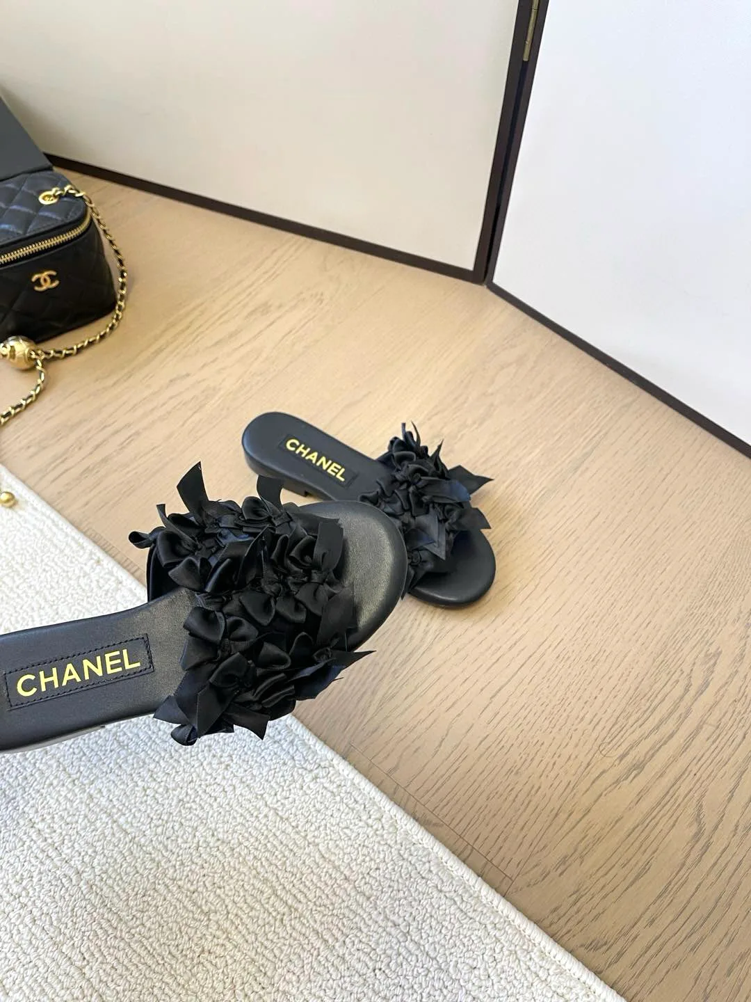 Шлепанцы Женские Chanel 29947