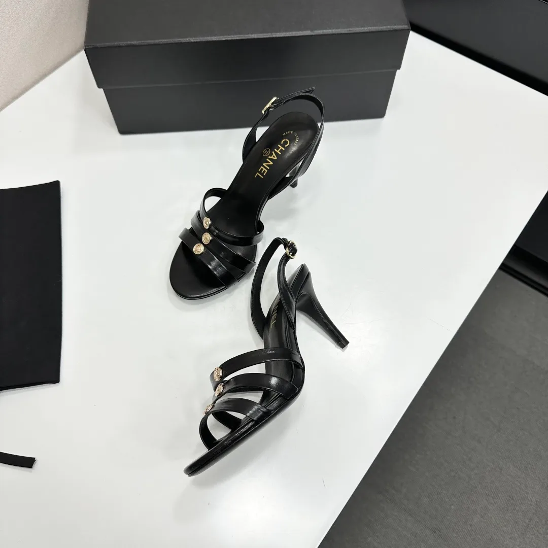 Шлепанцы Женские Chanel 11579317