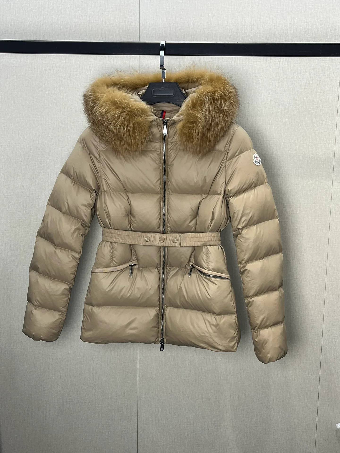 Куртки И Пуховики Женские Moncler 18130057