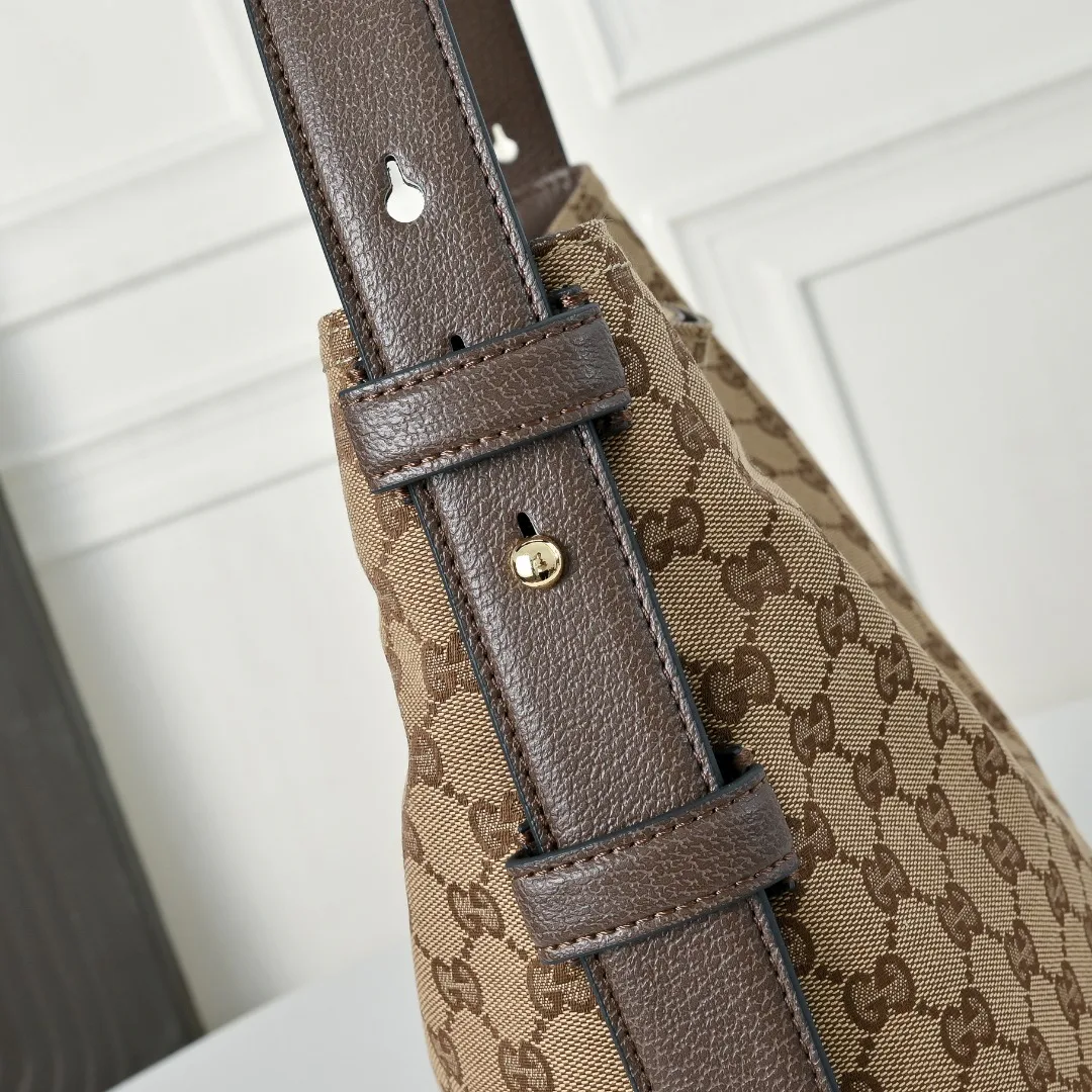 Классические Сумки Женские Gucci 18005147