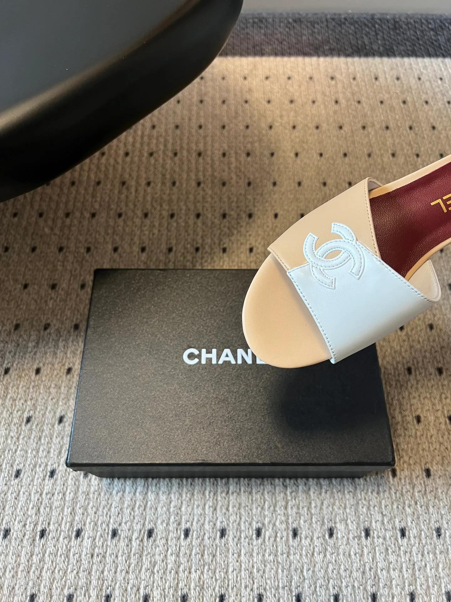 Шлепанцы Женские Chanel 13559778
