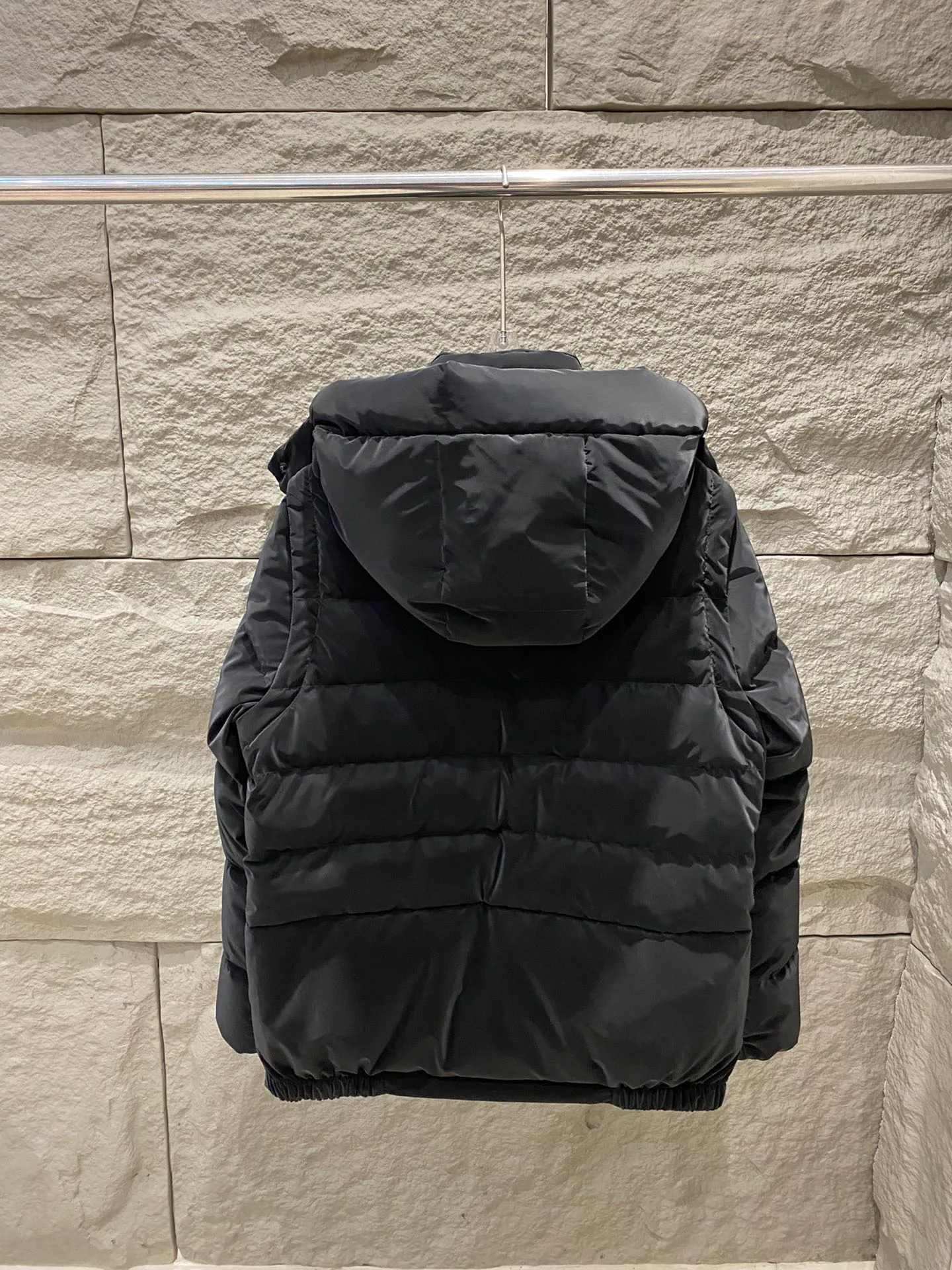 Куртки И Пуховики Женские Moncler 18609648