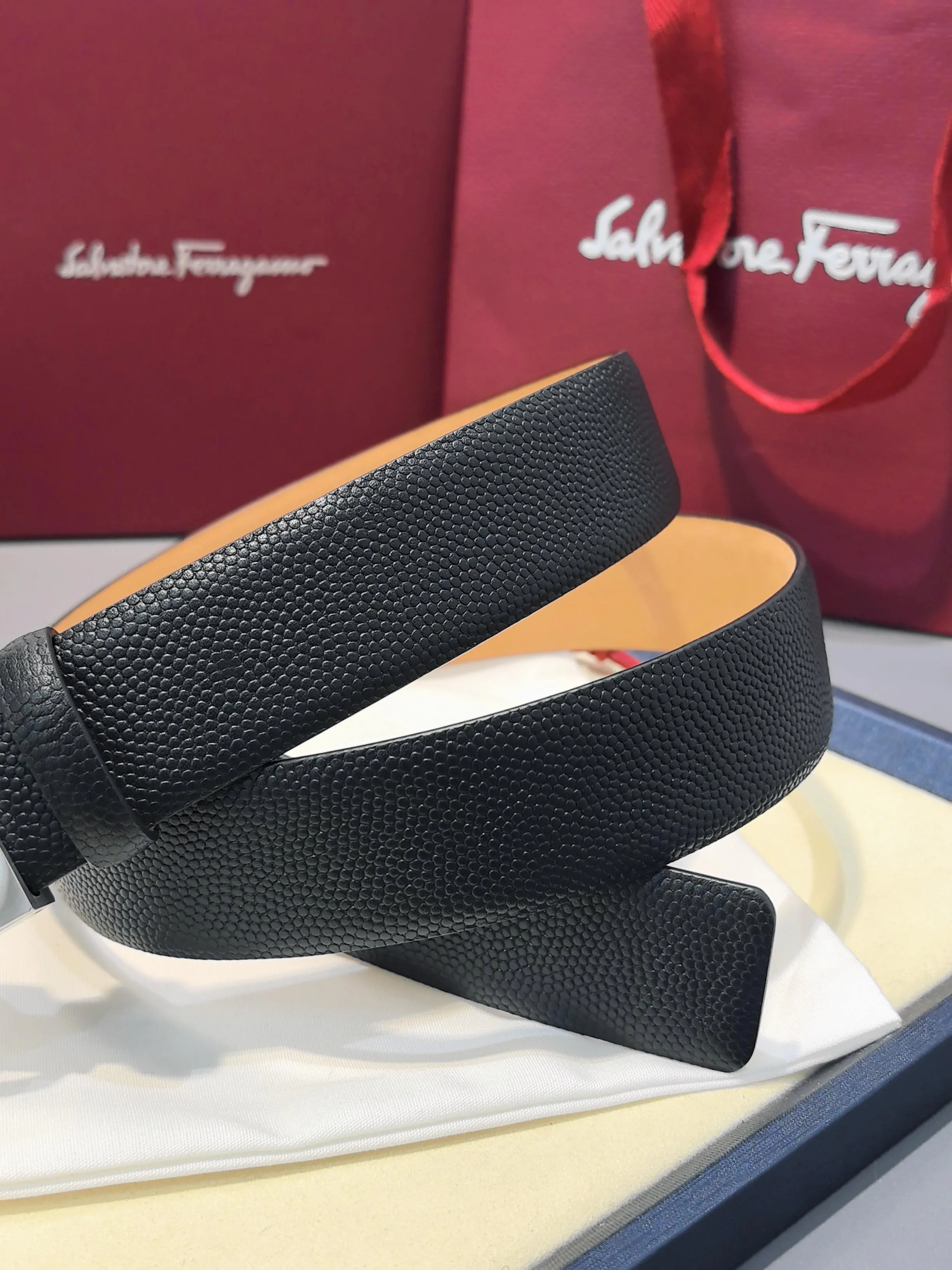 Ремни Gucci 420643