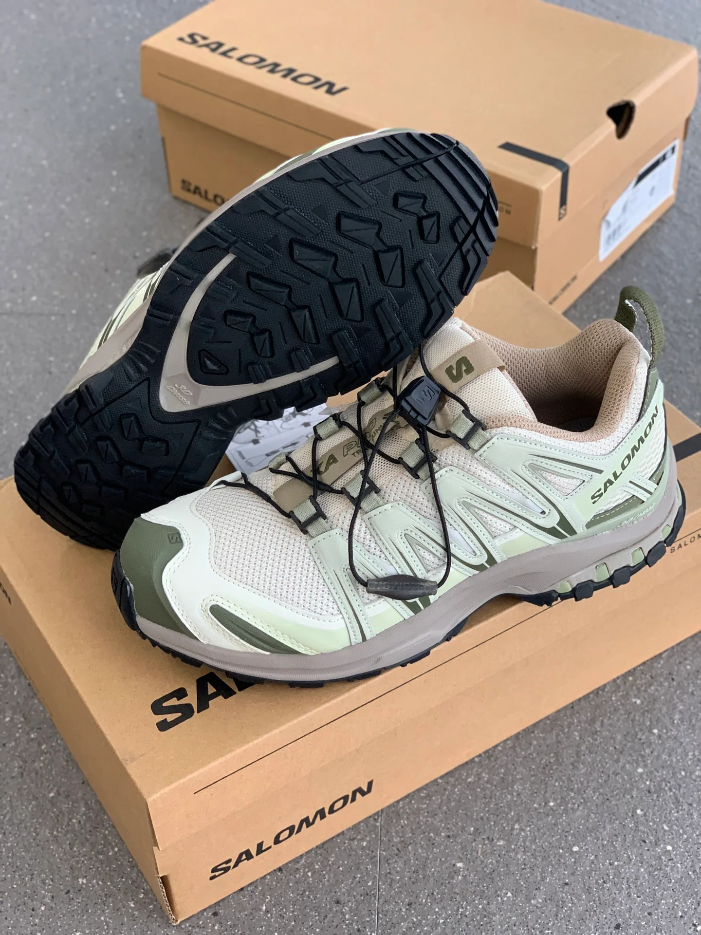 Кроссовки Женские Salomon 18071807