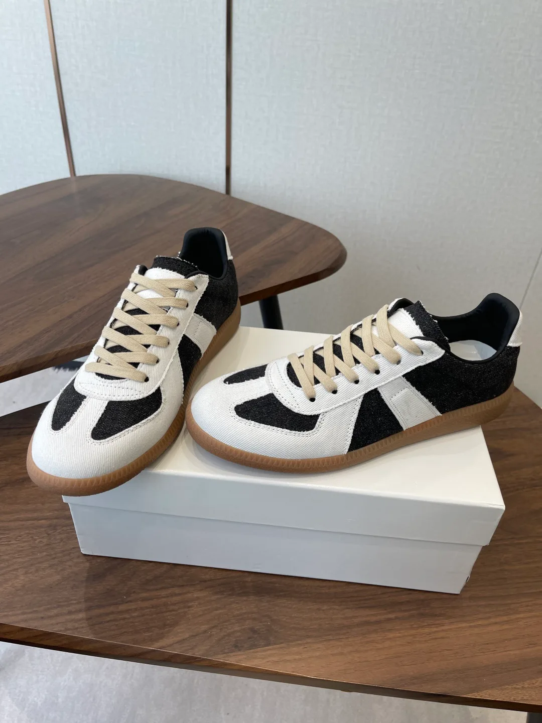 Кроссовки Женские Maison Margiela 11802050