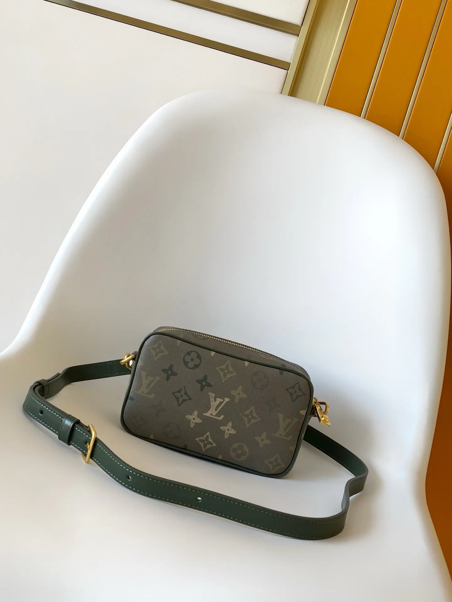 Сумки На Ремне Женские Louis Vuitton 1611932