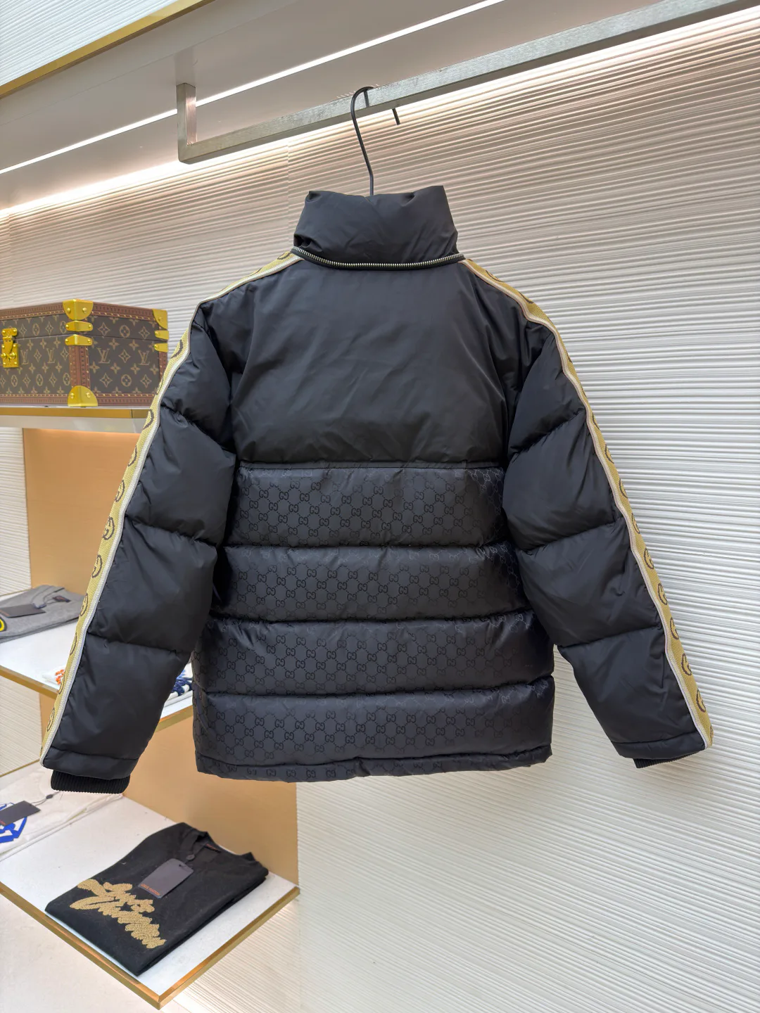 Куртки И Пуховики Мужские Gucci 339523