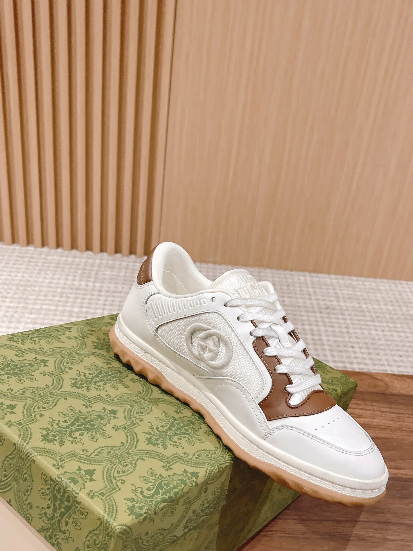 Кроссовки Женские Gucci 86984