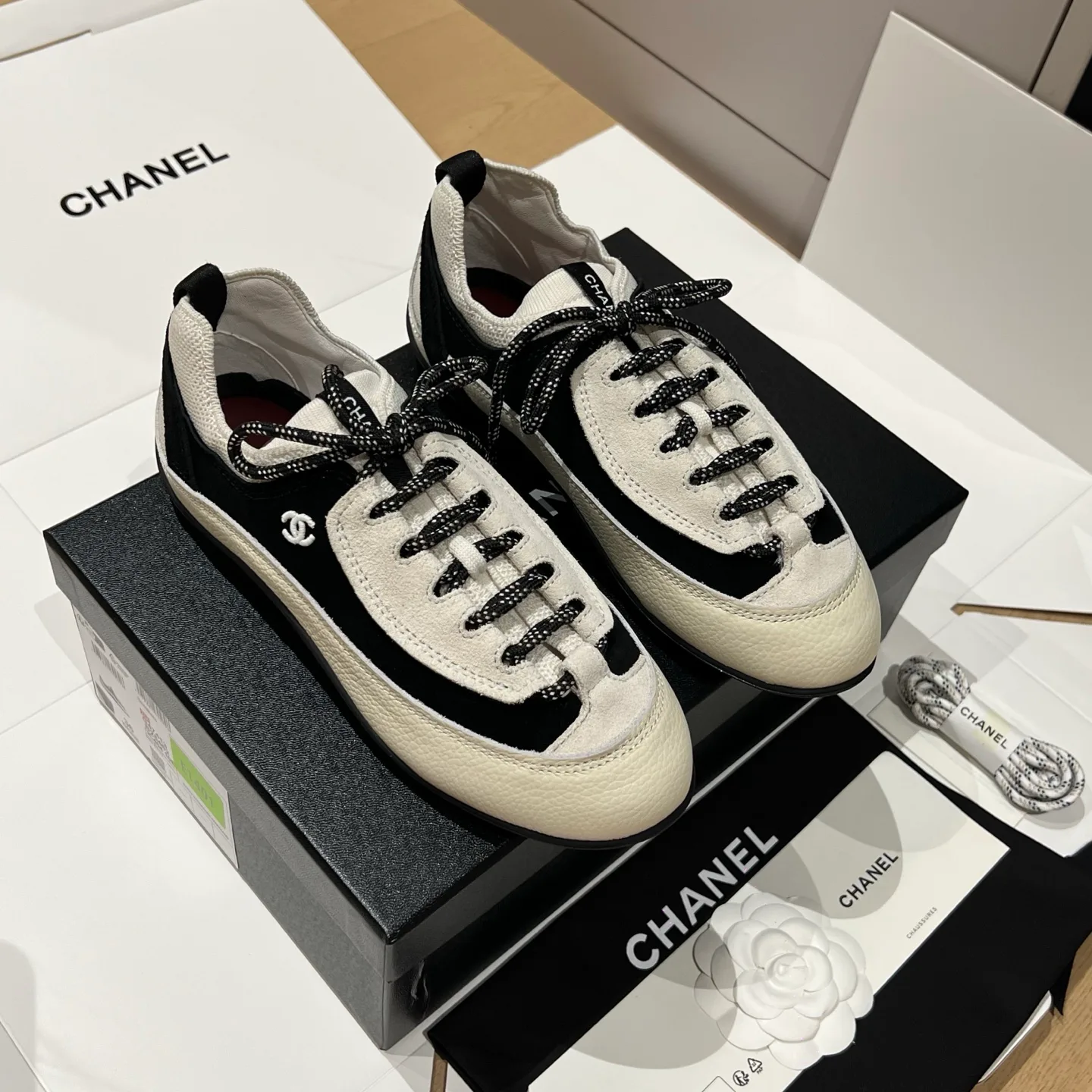 Кроссовки Женские Chanel 17415064