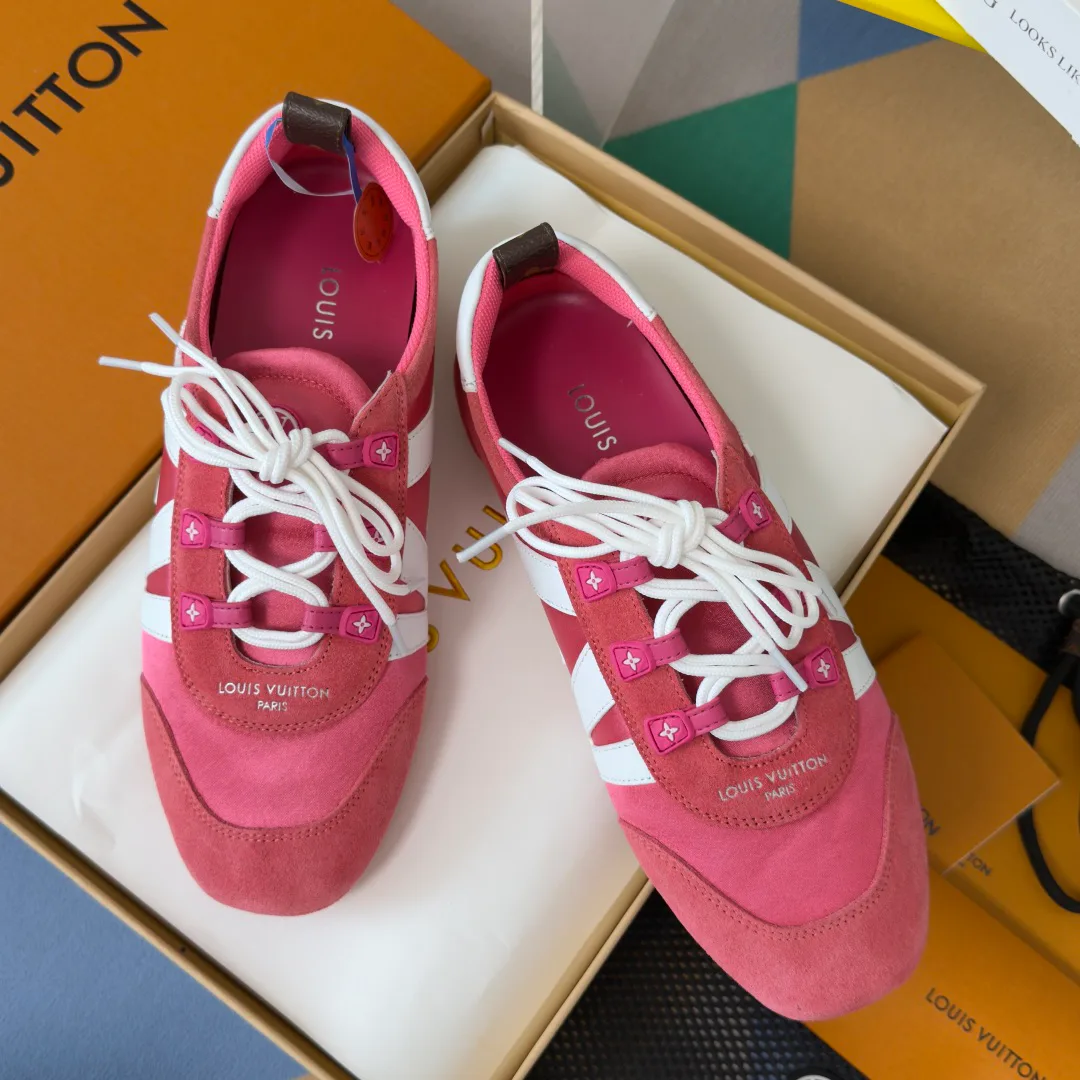Кроссовки Женские Louis Vuitton 11235162