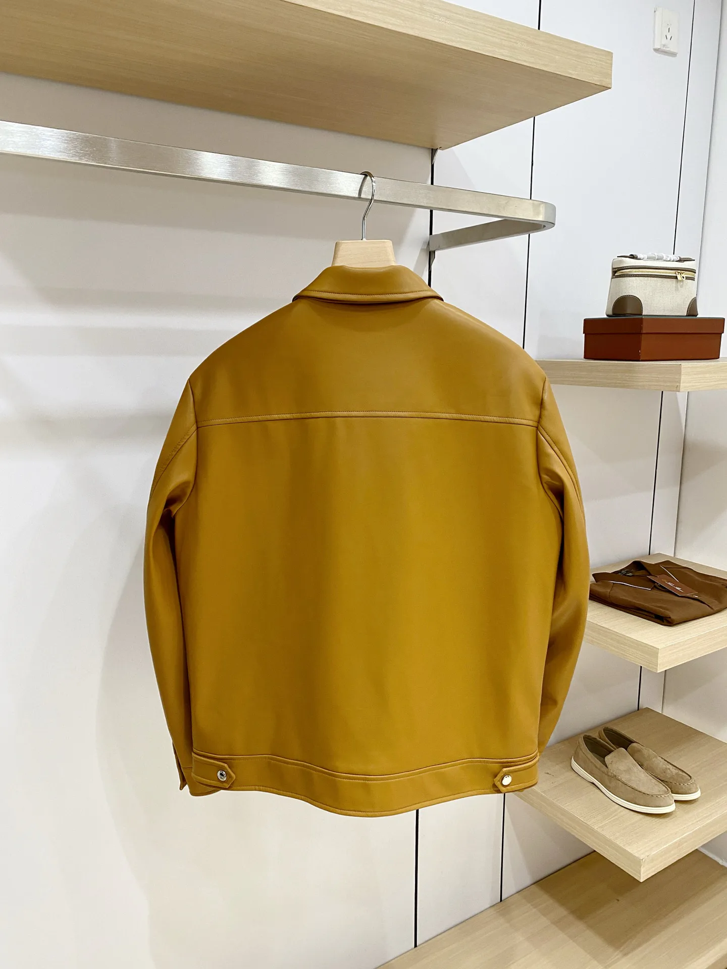 Кожаные Куртки И Дублёнки Мужские Prada 18315651