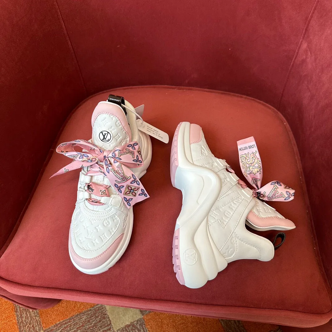 Кроссовки Женские Louis Vuitton 16495