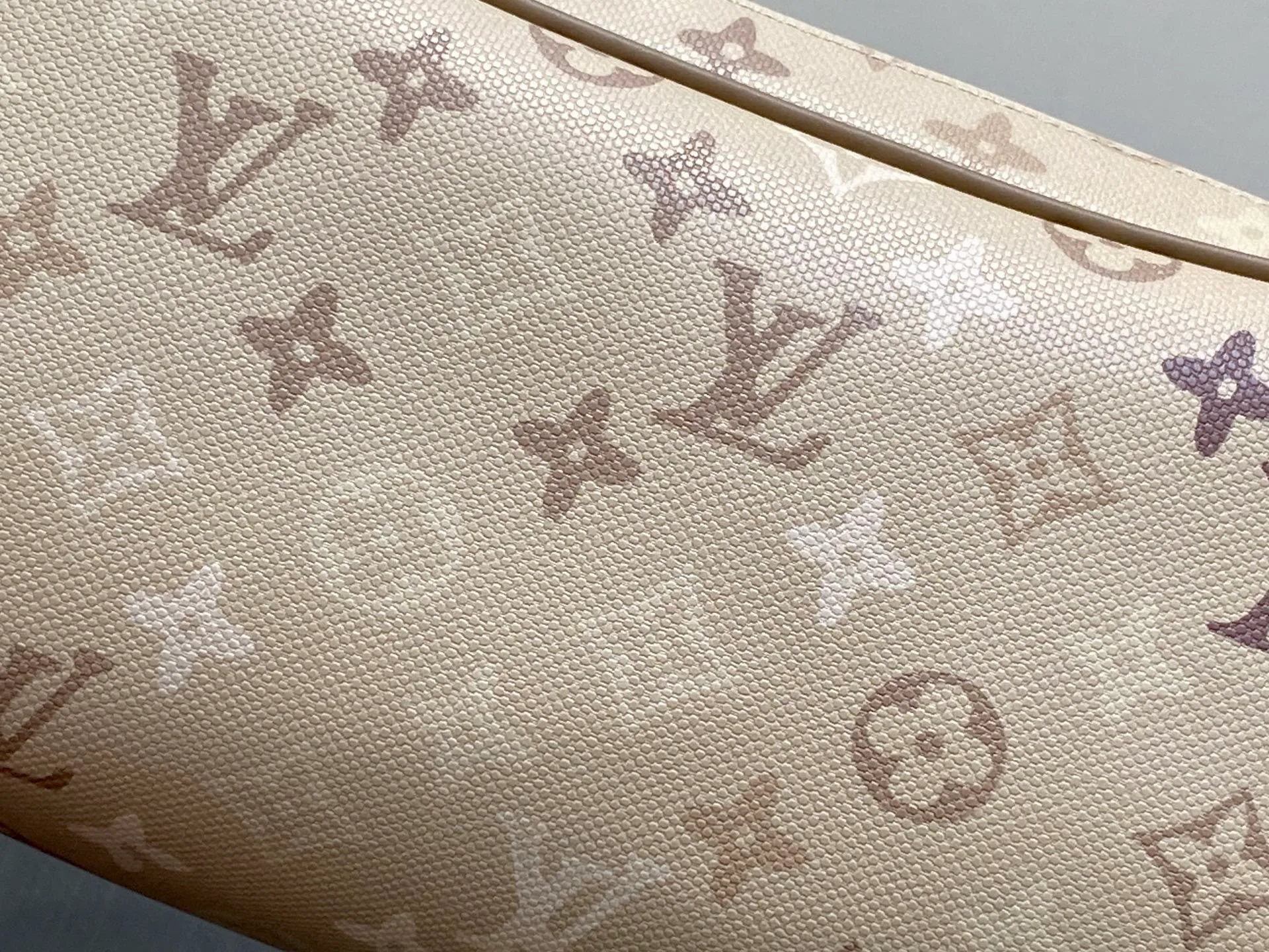 Дорожные Сумки Женские Louis Vuitton 14398859