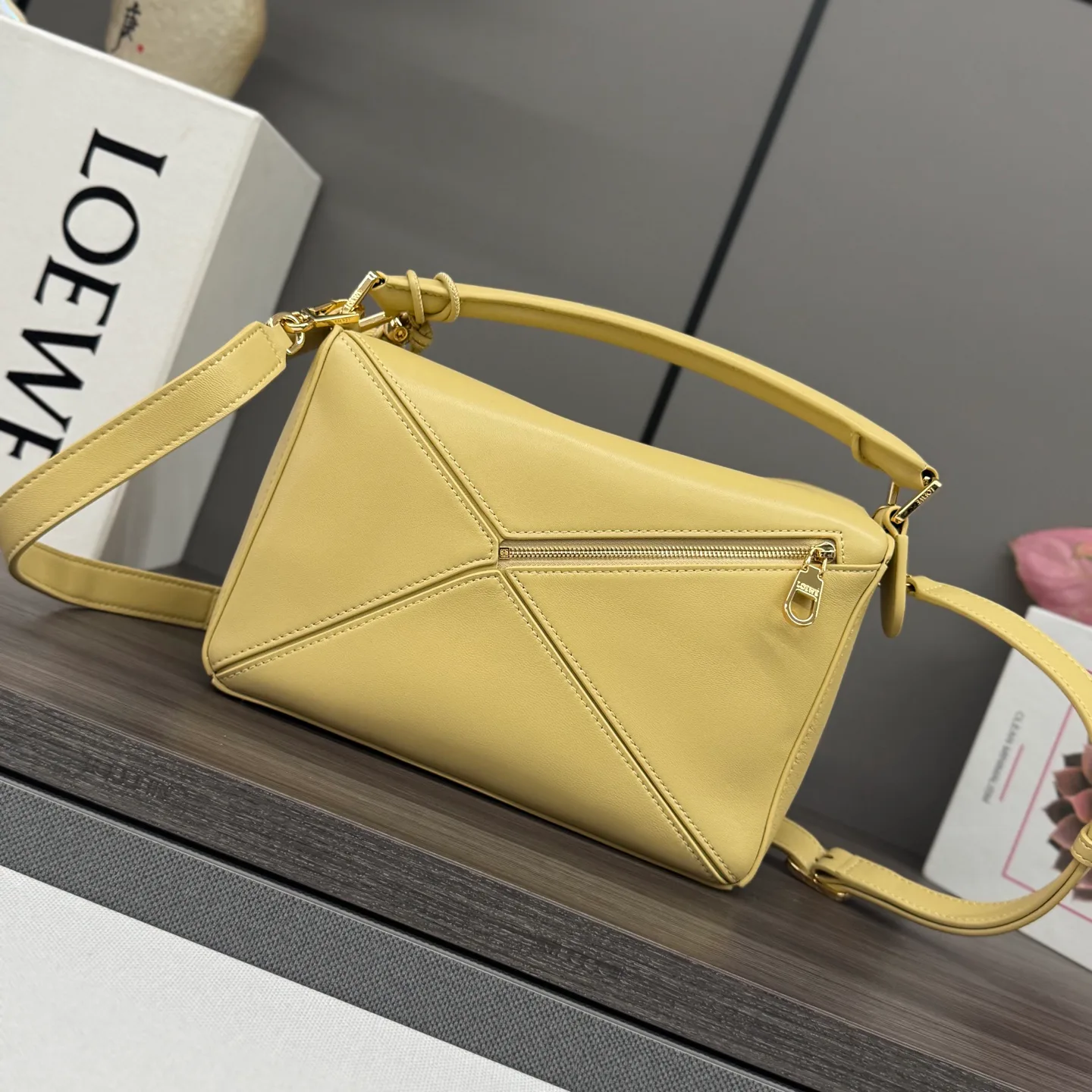 Классические Сумки Женские Loewe 17270386