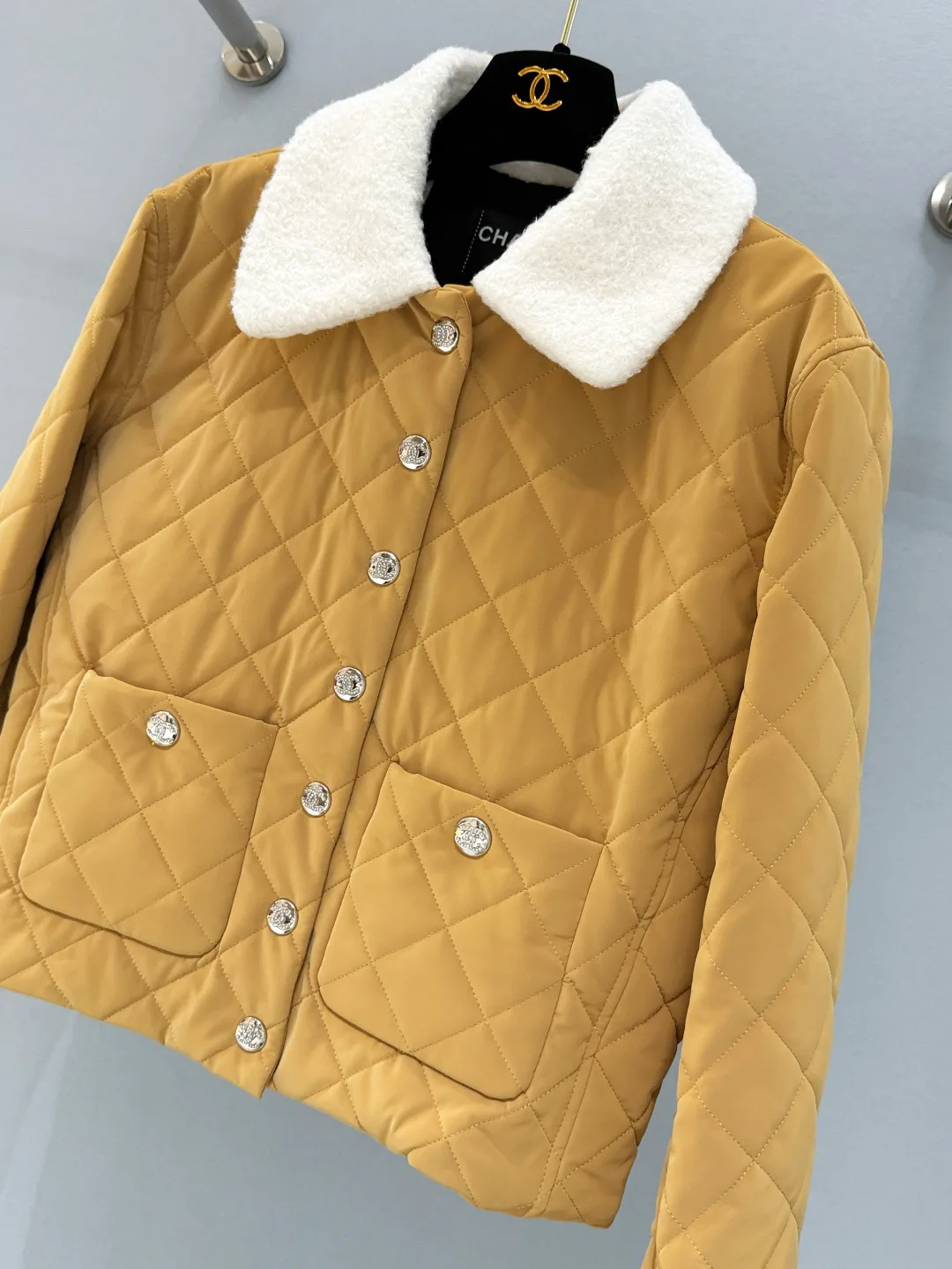 Куртки И Пуховики Женские Chanel 434364