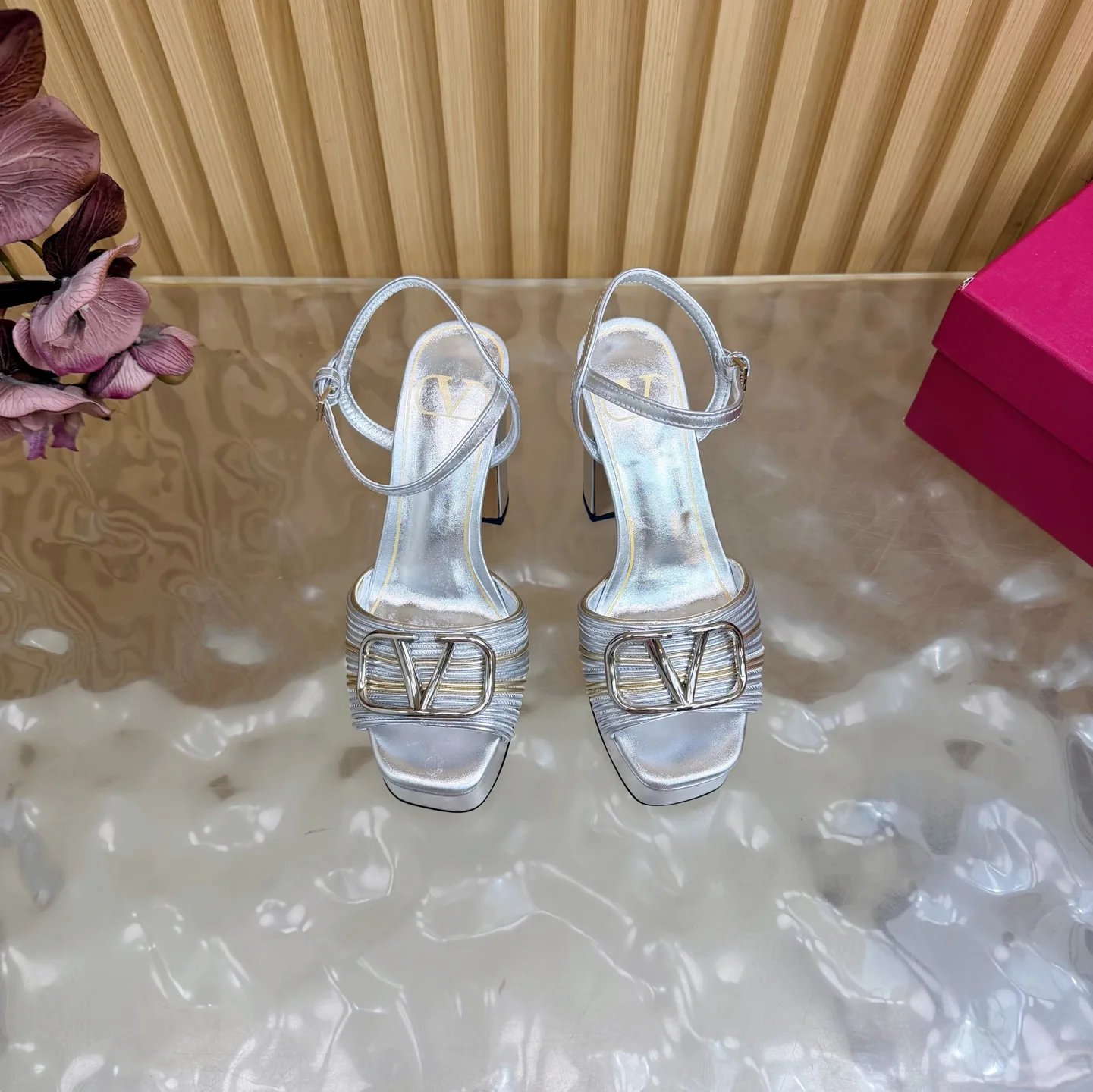 Босоножки Женские Valentino 12859218