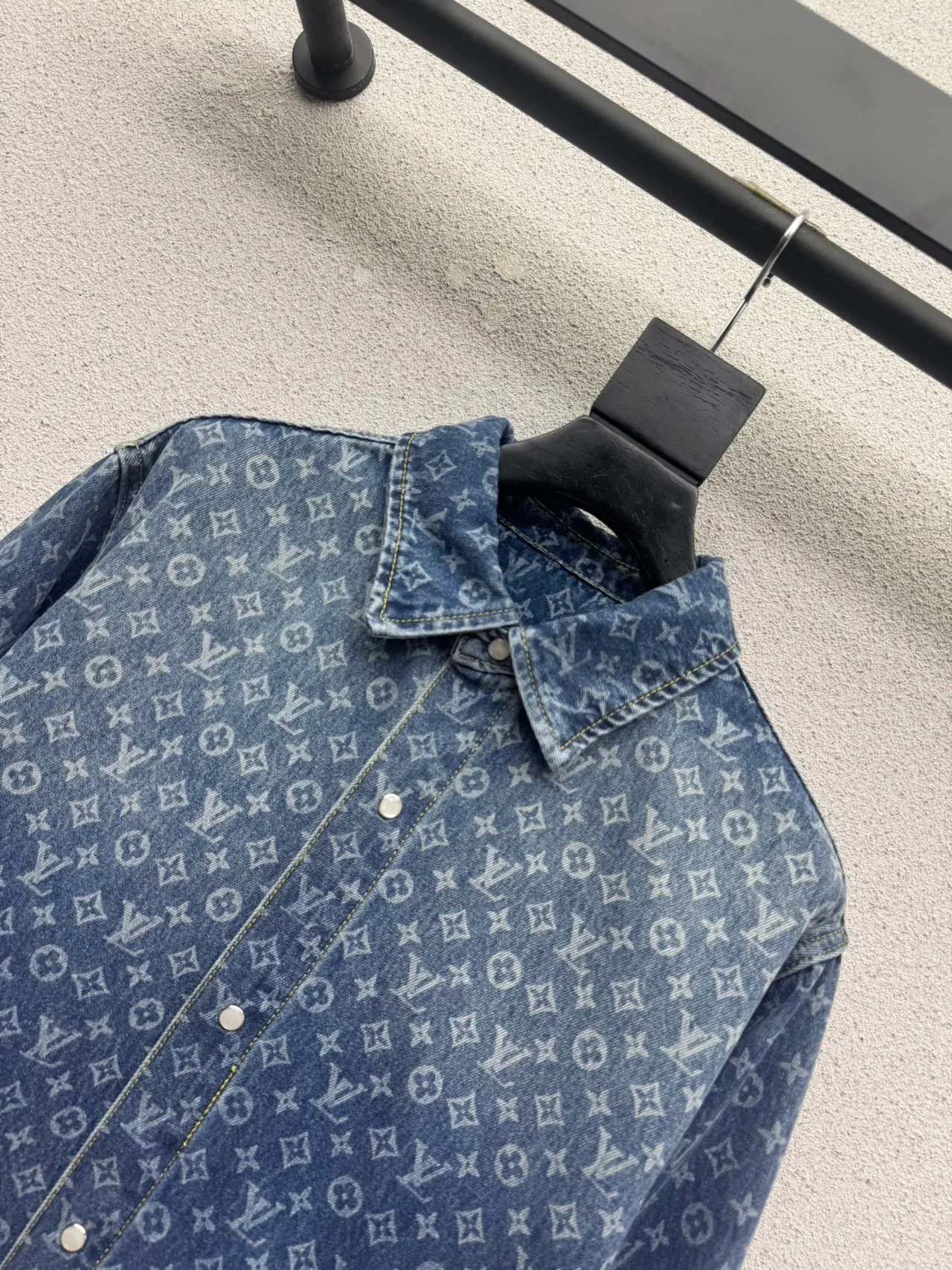 Рубашки Женские Louis Vuitton 19579733