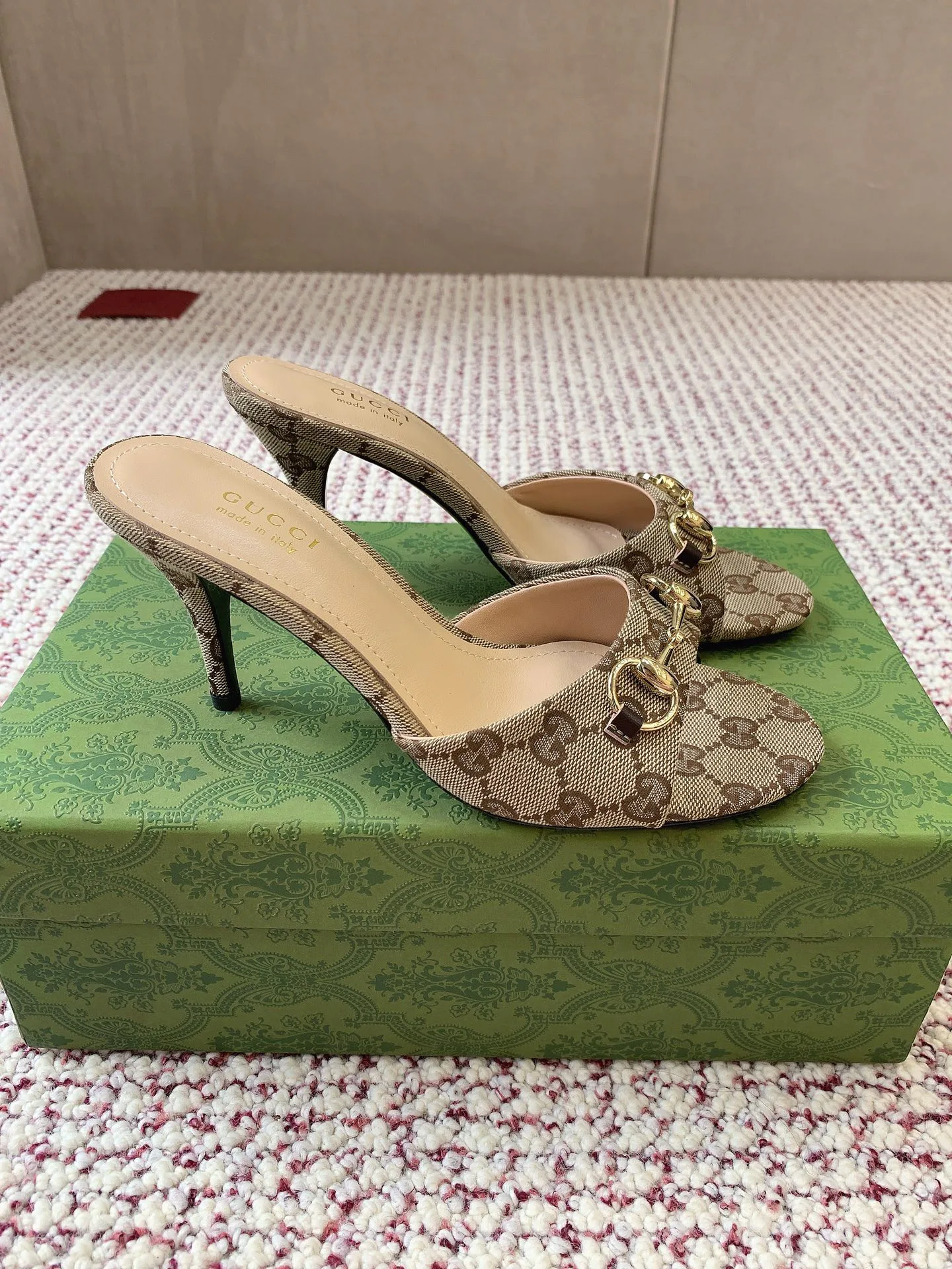 Босоножки Женские Gucci 13085008