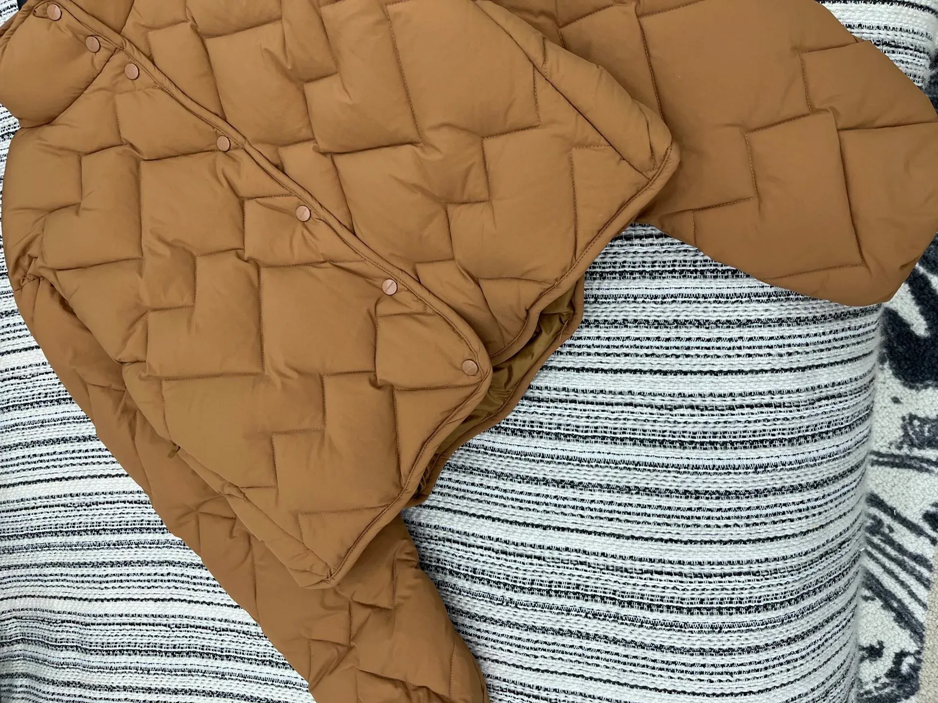 Куртки И Пуховики Женские Moncler 239270